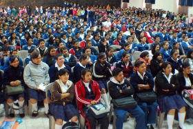 教育計畫案接觸到許多國家的青少年，教導他們認識自己的人權。